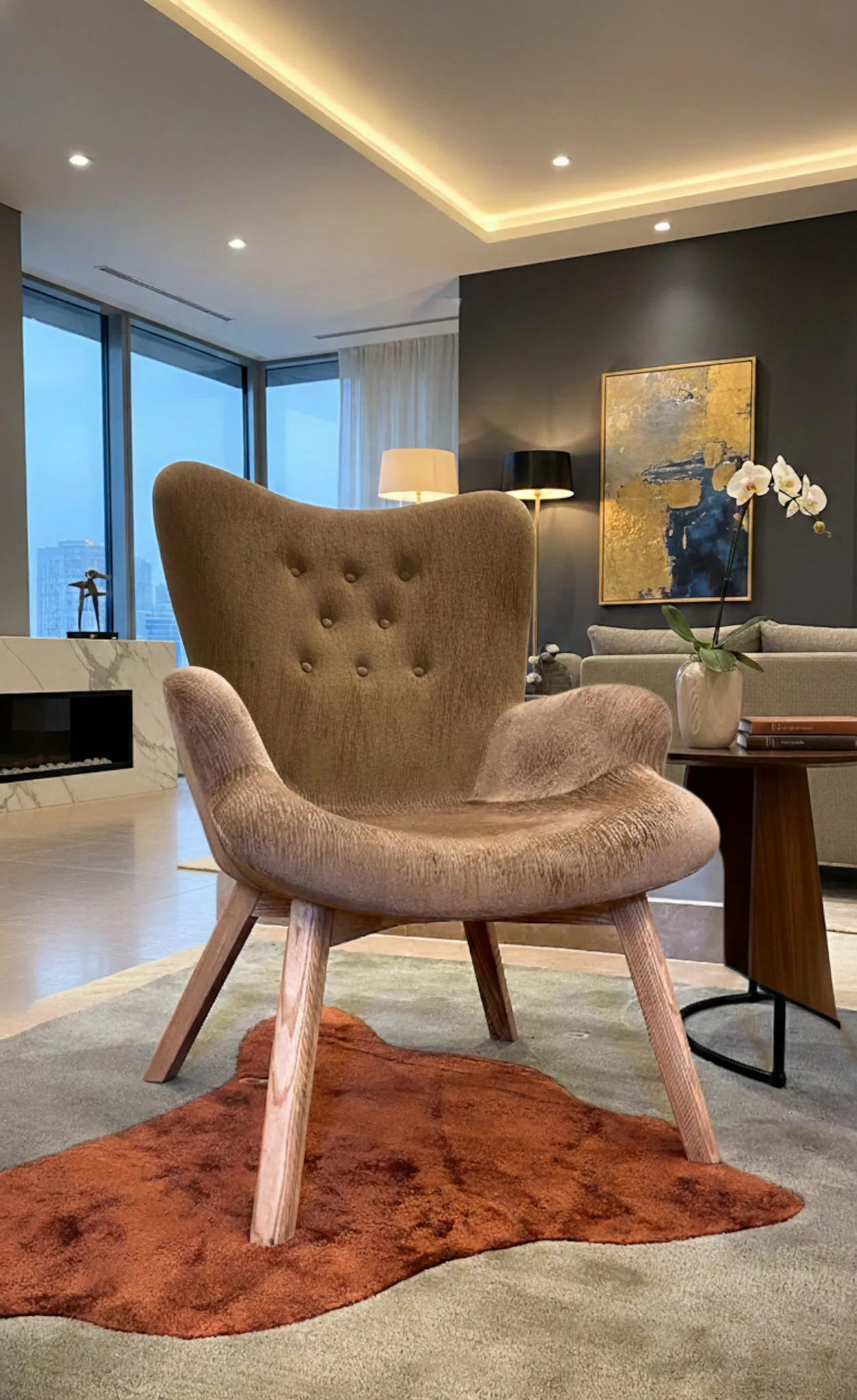 arlo chair 1 Arlo Accent Chair : furniture chair with buttoned backrest, flared arms and solid wood legs for living room and bedroom